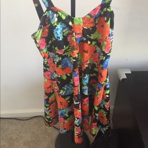Sleeveless floral dress