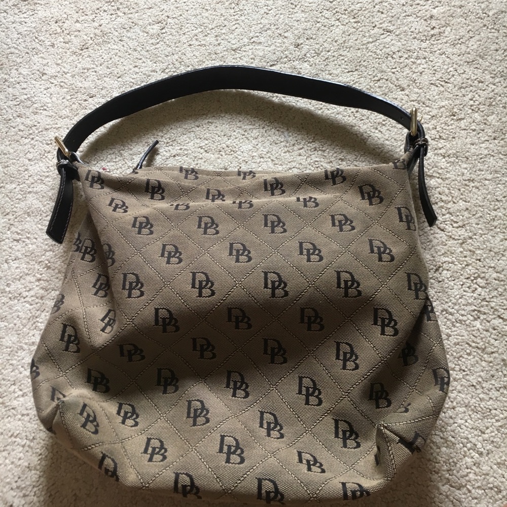 Dooney & Bourke bag