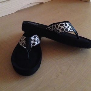 Coach black flip flops