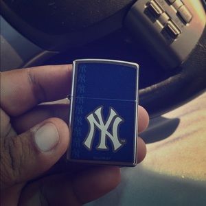 Ny Yankees zippo