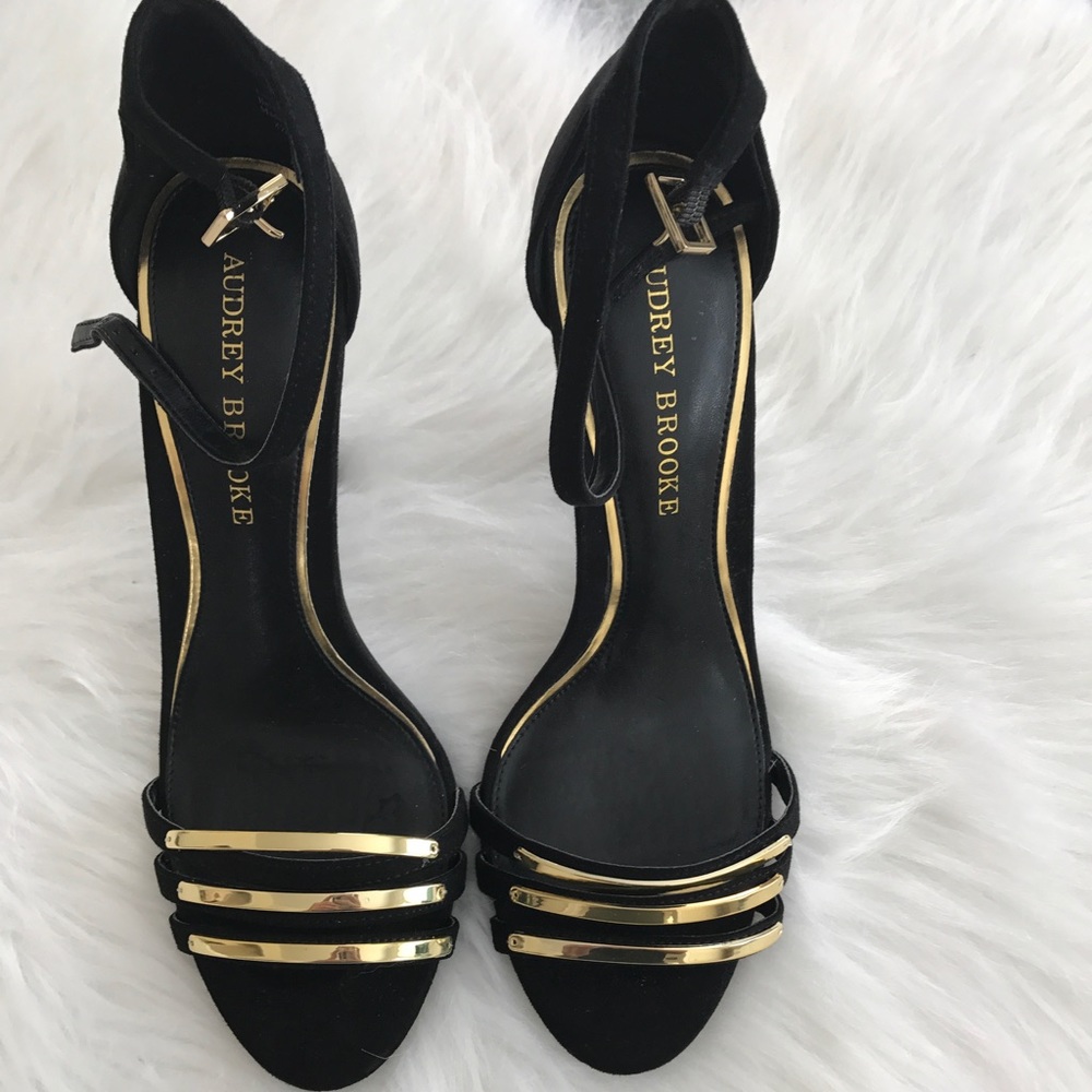 Audrey Brooke heeled sandals