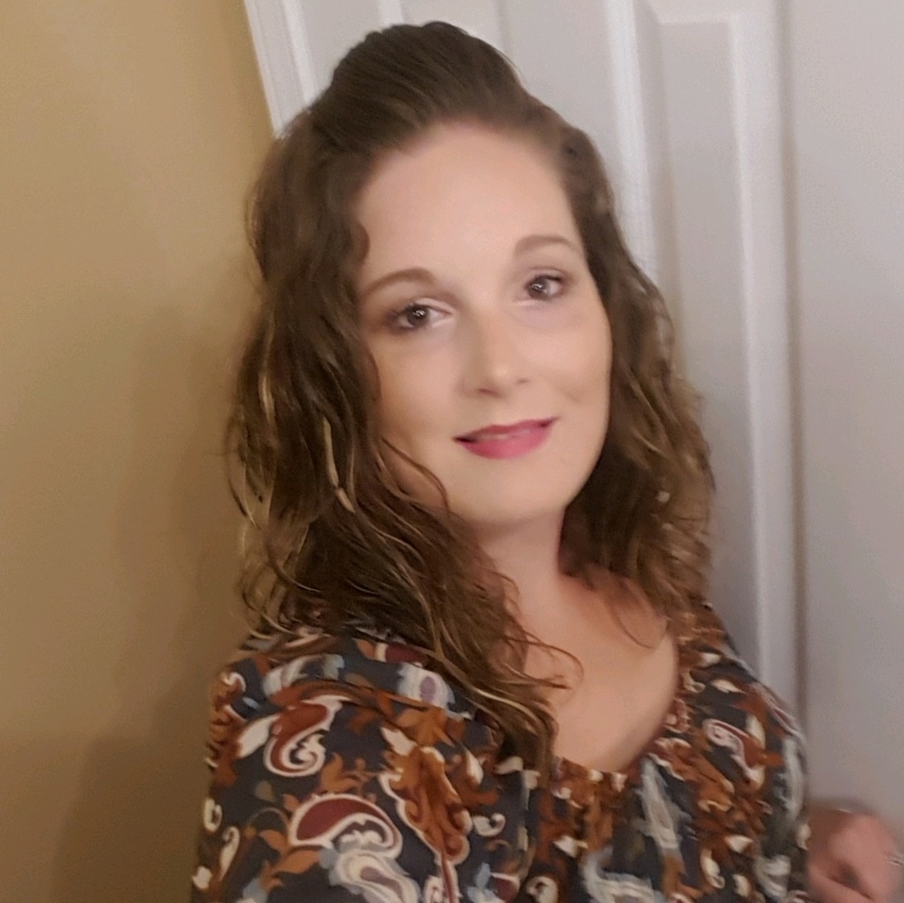 Meet your Posher, Tiffany