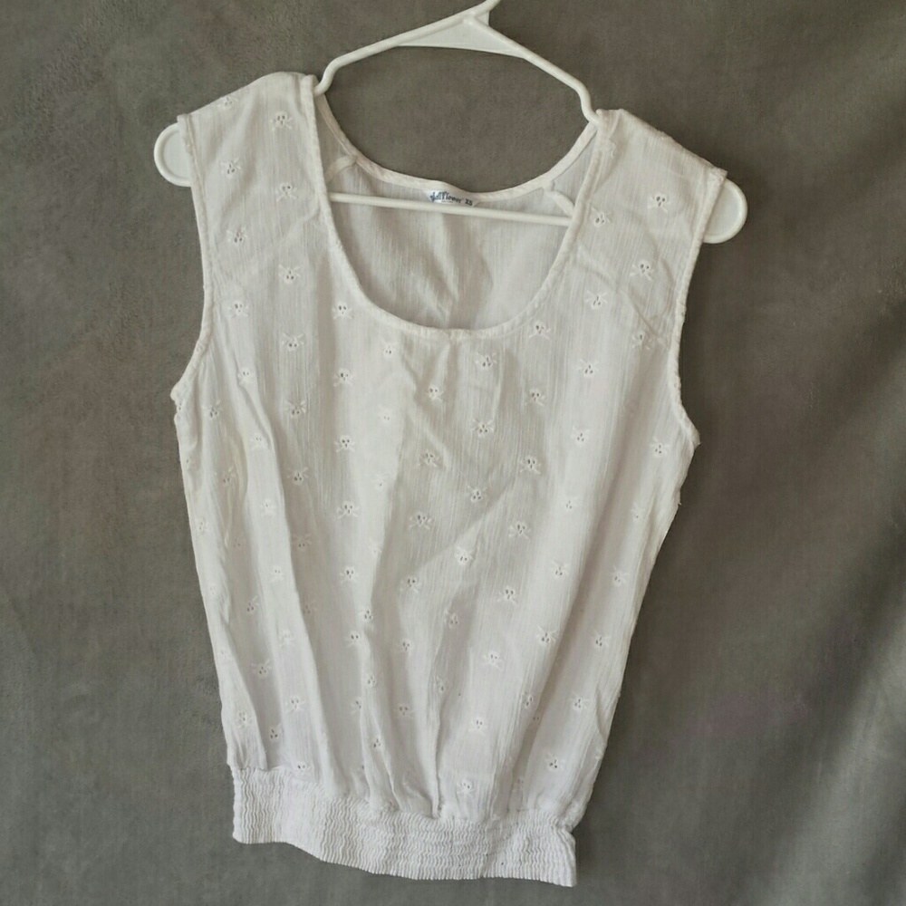 Wallflower "skull" shirt XS