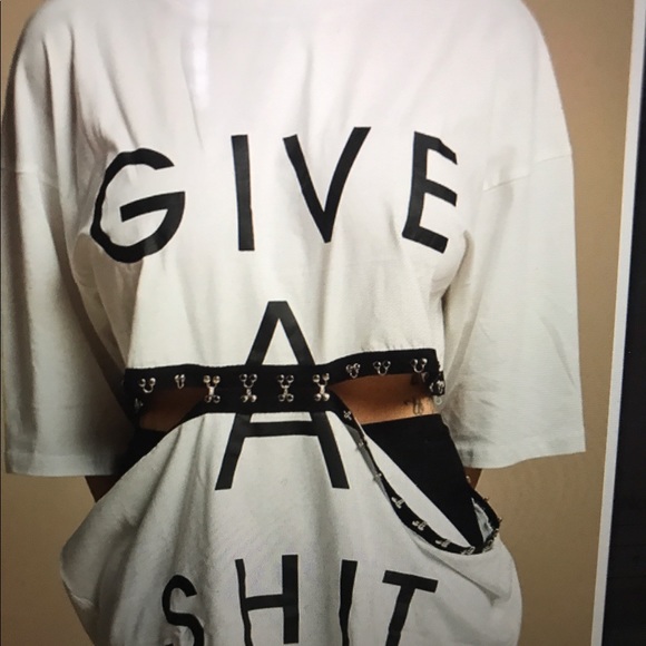 Graphic tshirt - Picture 1 of 1
