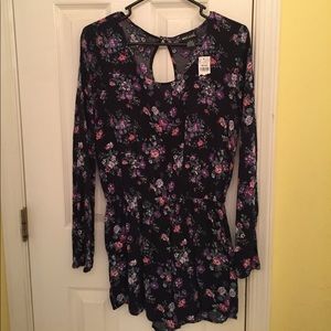 Never worn floral romper