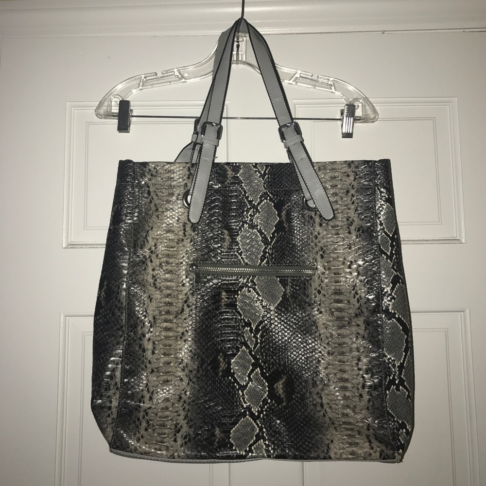 Miztique Tote