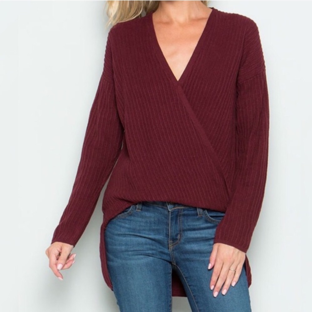 HOST PICK 🍂🍂Knit Long Sleeve top in Red