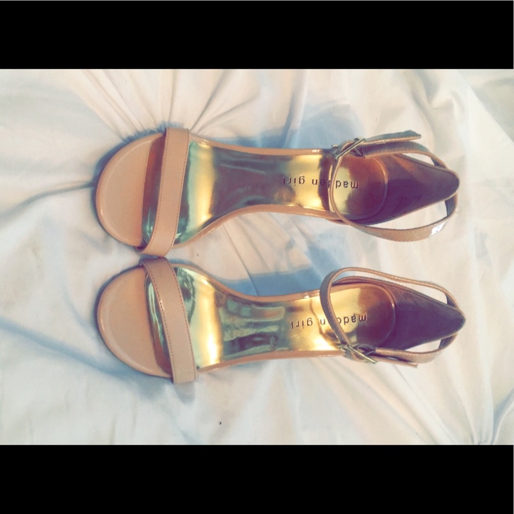 Madden Girl "Dafney Ankle Strap Sandal" in nude