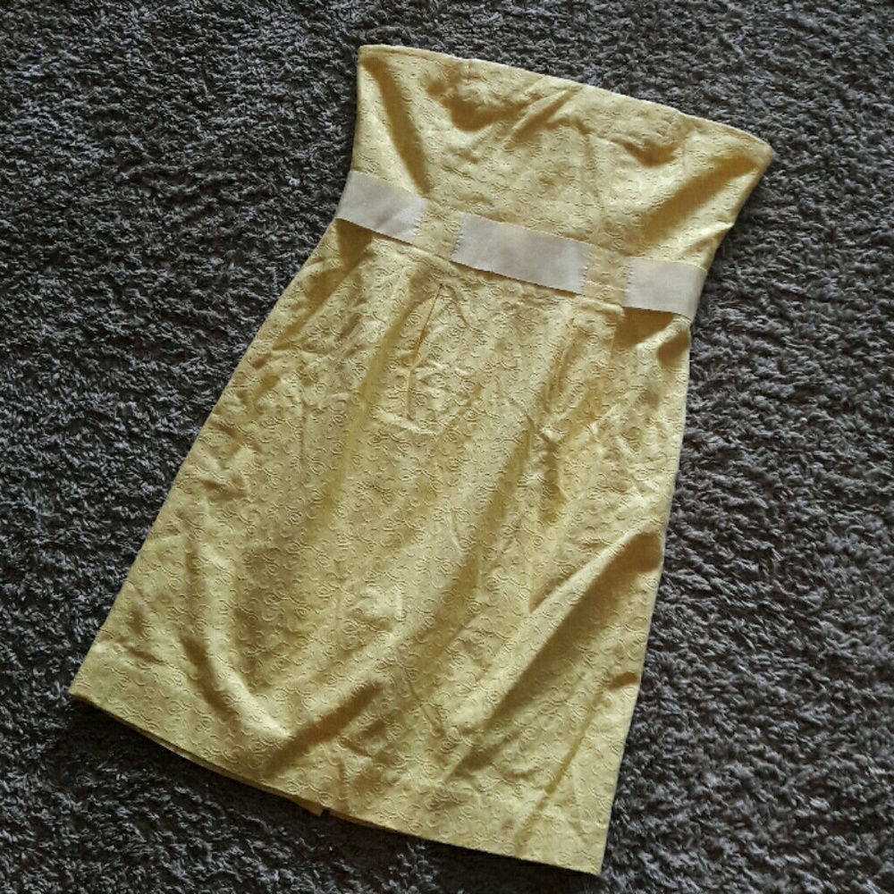 Lilly Pulitzer yellow dress