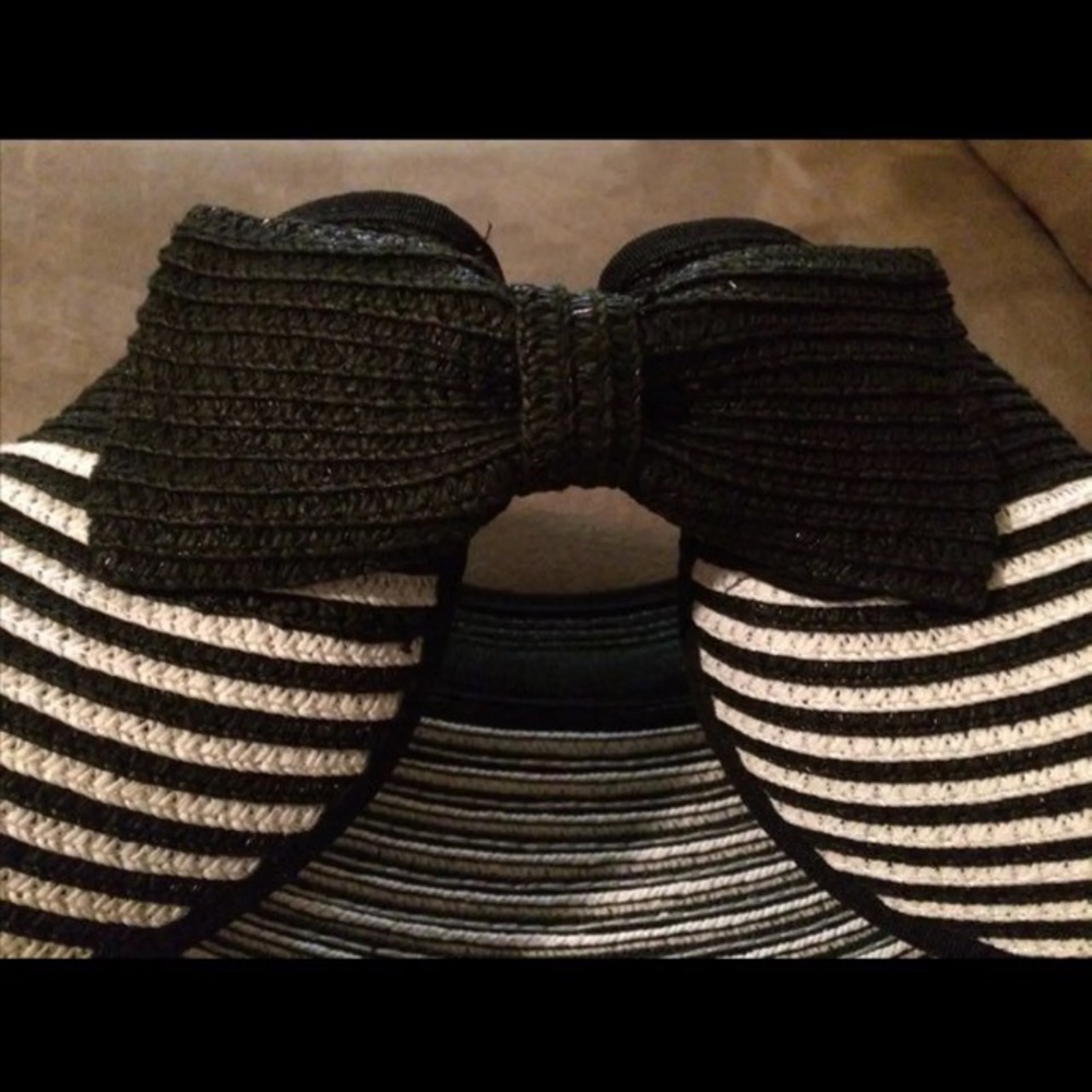 Black and white summer hat