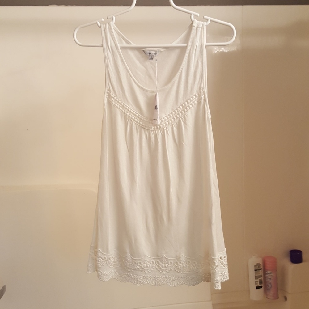 White tank