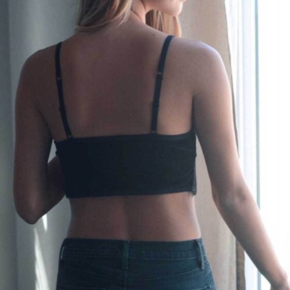 ✨ Lace Bralette in Wine - Picture 5 of 5