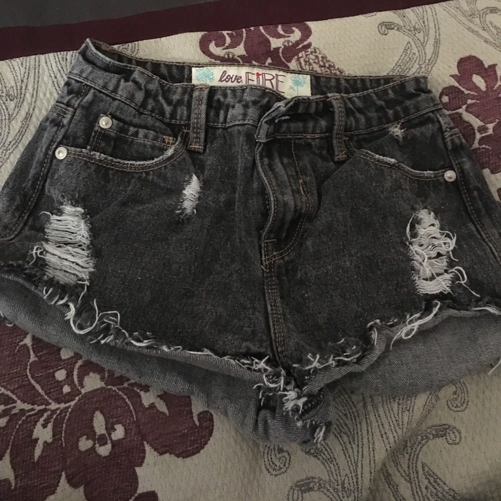 Light black jean shorts 0