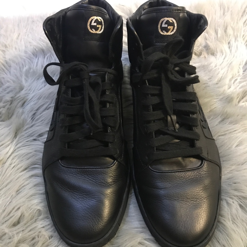 Men's Gucci Sneakers Black w/ Red Snakeskin Detail