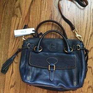 Dooney & Bourke navy leather purse