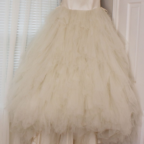Wedding gown