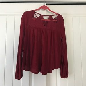 Long sleeve red top