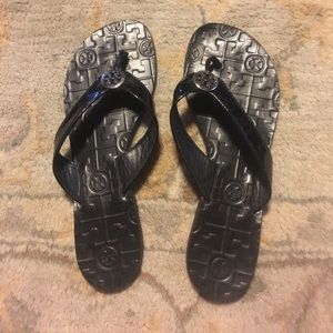 TB Thora sandals black size 7