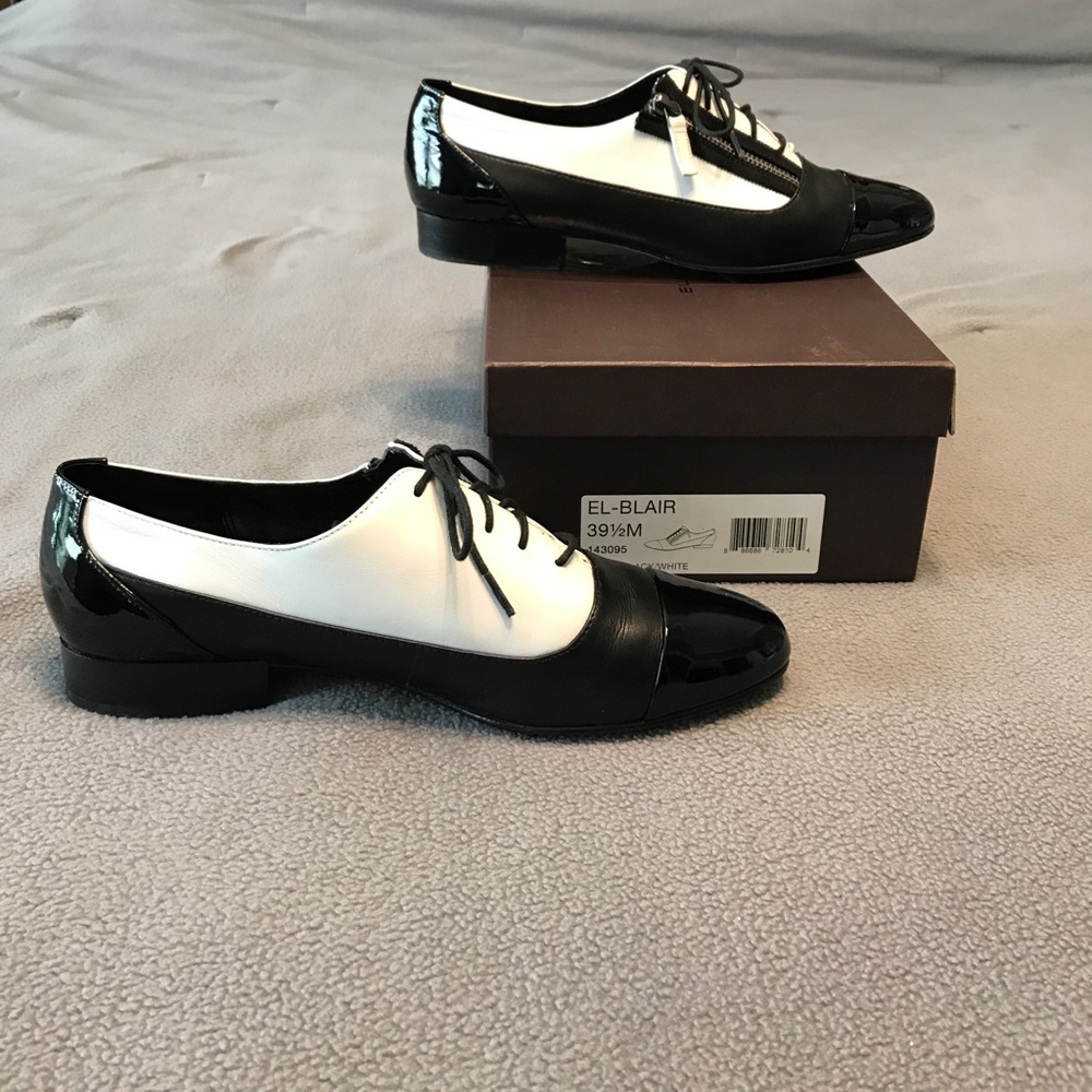 Ellie Tahari women's oxfords black and white