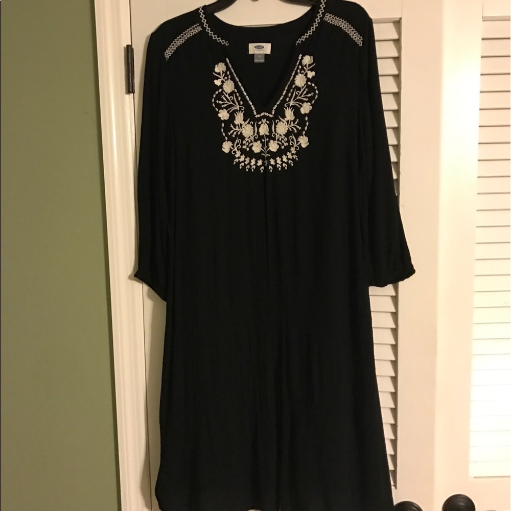 Old Navy black dress