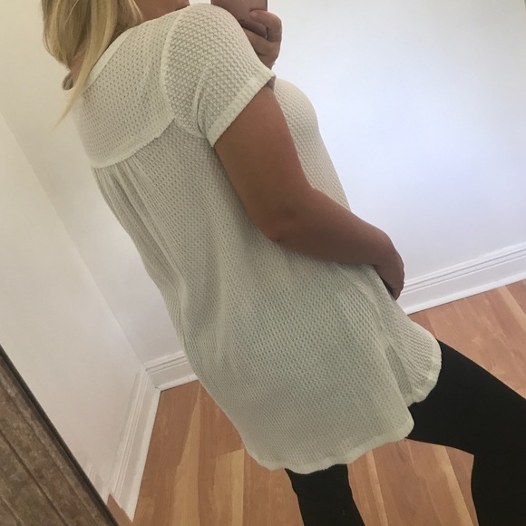 LAST 2 - Crisp white button down knit top - Picture 4 of 7