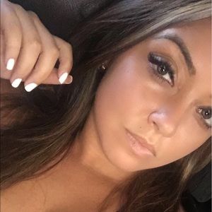 Meet your Posher, Marissa