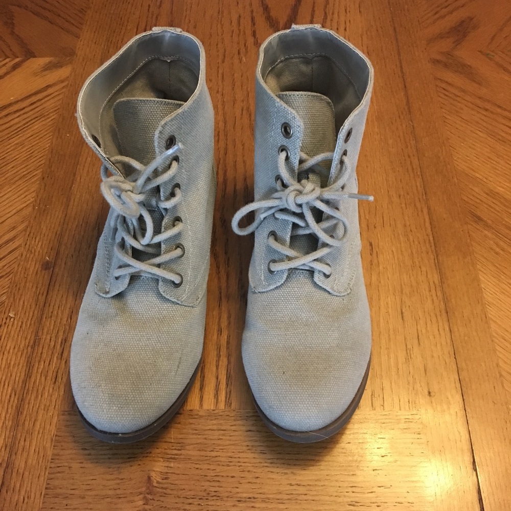 Tan booties size 7