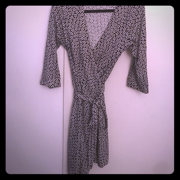 DVF Wrap Dress - Picture 2 of 7