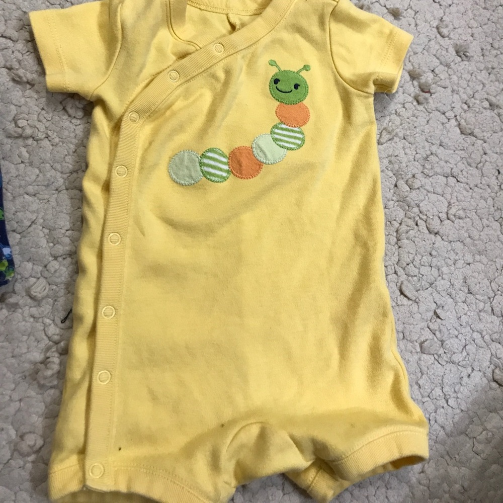2 one piece for infant .