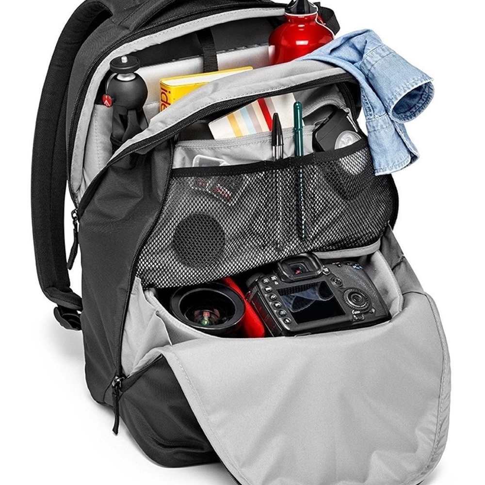 Hiking/ Camera Backpack w/ Monopod - Picture 2 of 6