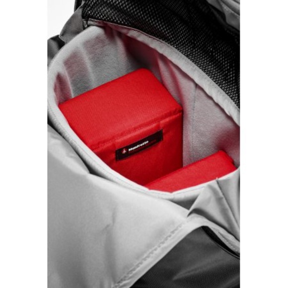 Hiking/ Camera Backpack w/ Monopod - Picture 4 of 6