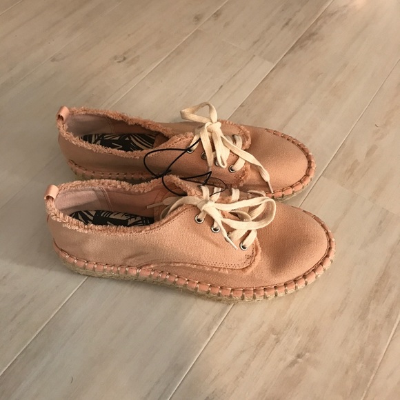 NEW! DV by Dolce Vita Lace Up Espadrilles - Picture 3 of 4