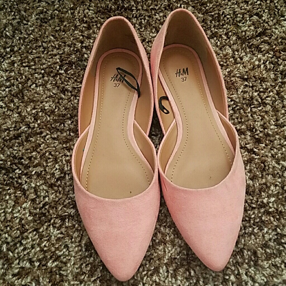 peach pointy flats