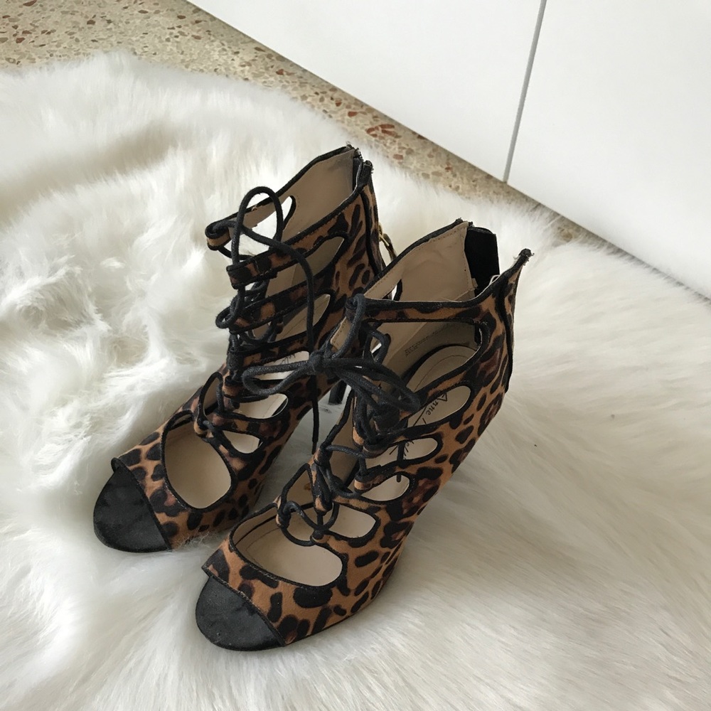 Cheetah Heels 7.5