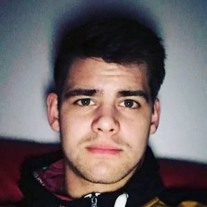 Meet your Posher, Maximillian