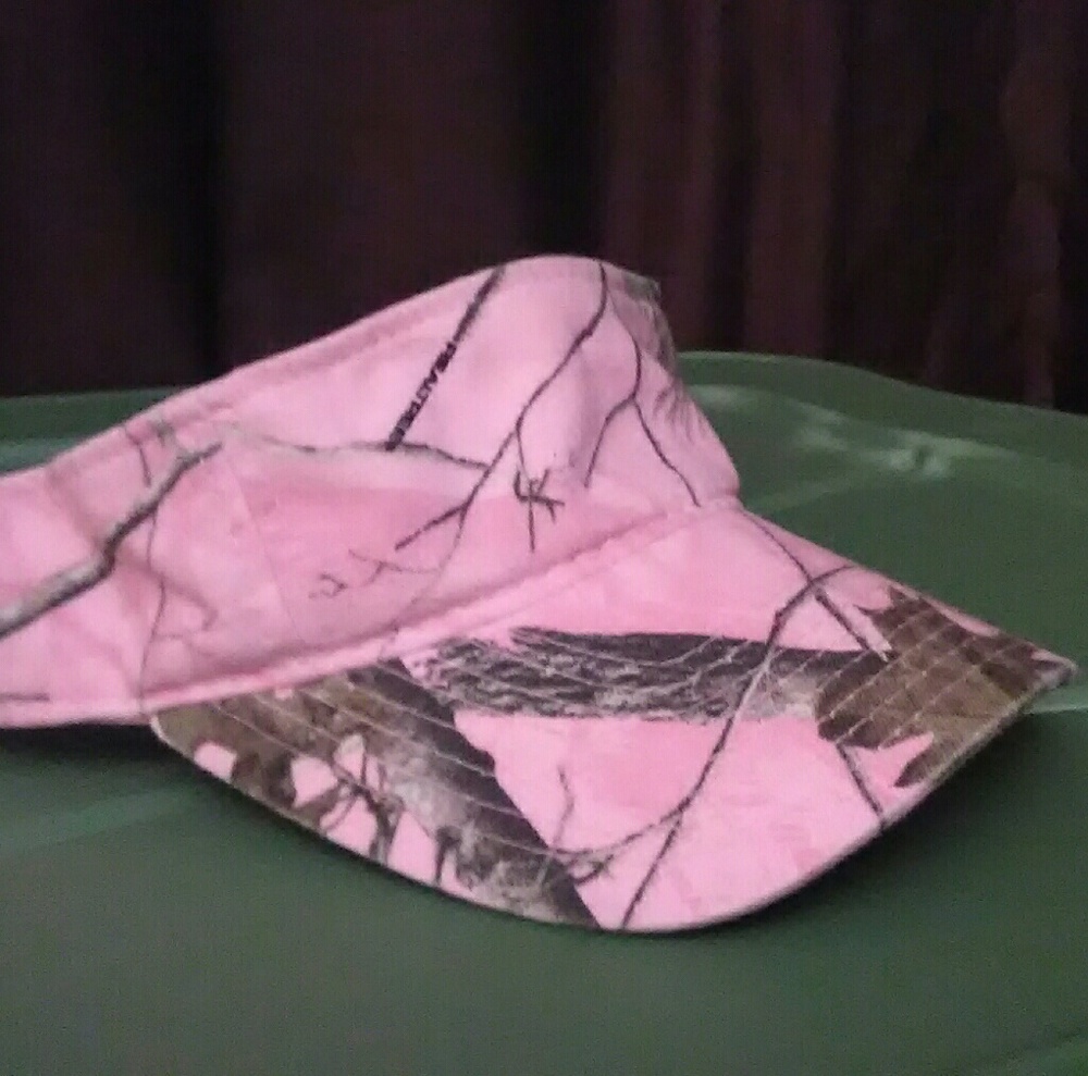 Pink RealTree Camo Outdoor Cap/ Visor CGWV-100