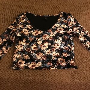 Floral velvet crop top
