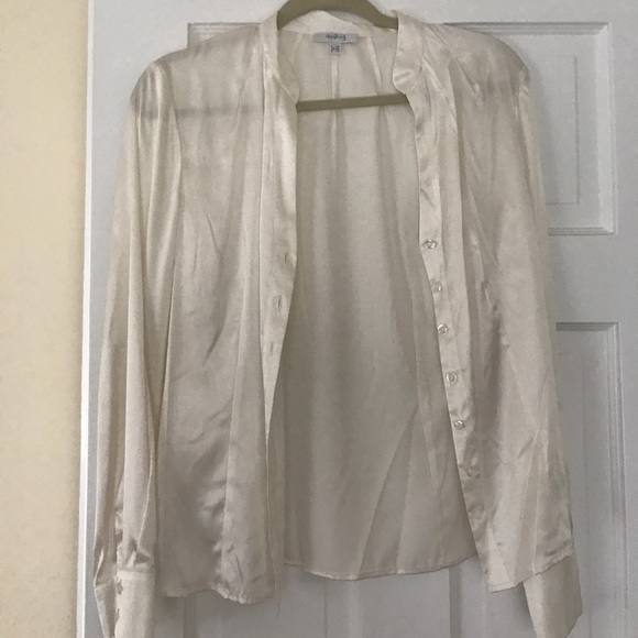 Silk blouse - Picture 1 of 1