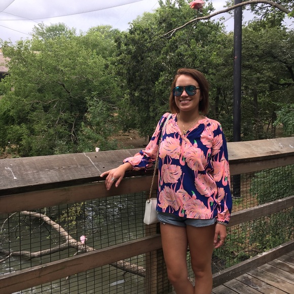 Meet your Posher, Elizabeth - Picture 2 of 3