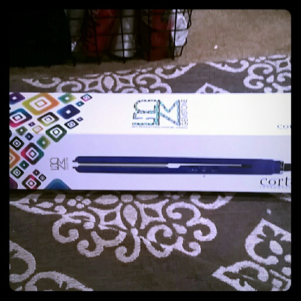 Hair straightener