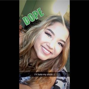 Meet your Posher, Alexia