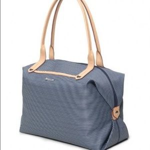 Stella & Dot-How goes she do it bag