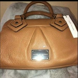 Marc Jacobs Classic Leather Satchel (color-saddle)