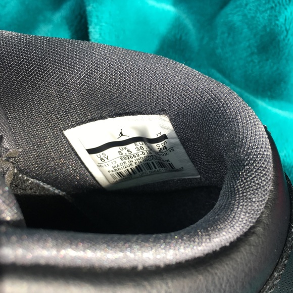 Jordan sneakers - Picture 4 of 4