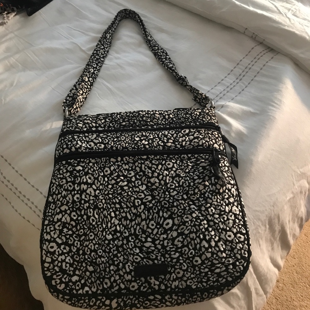 Adjustable vera Bradley satchel