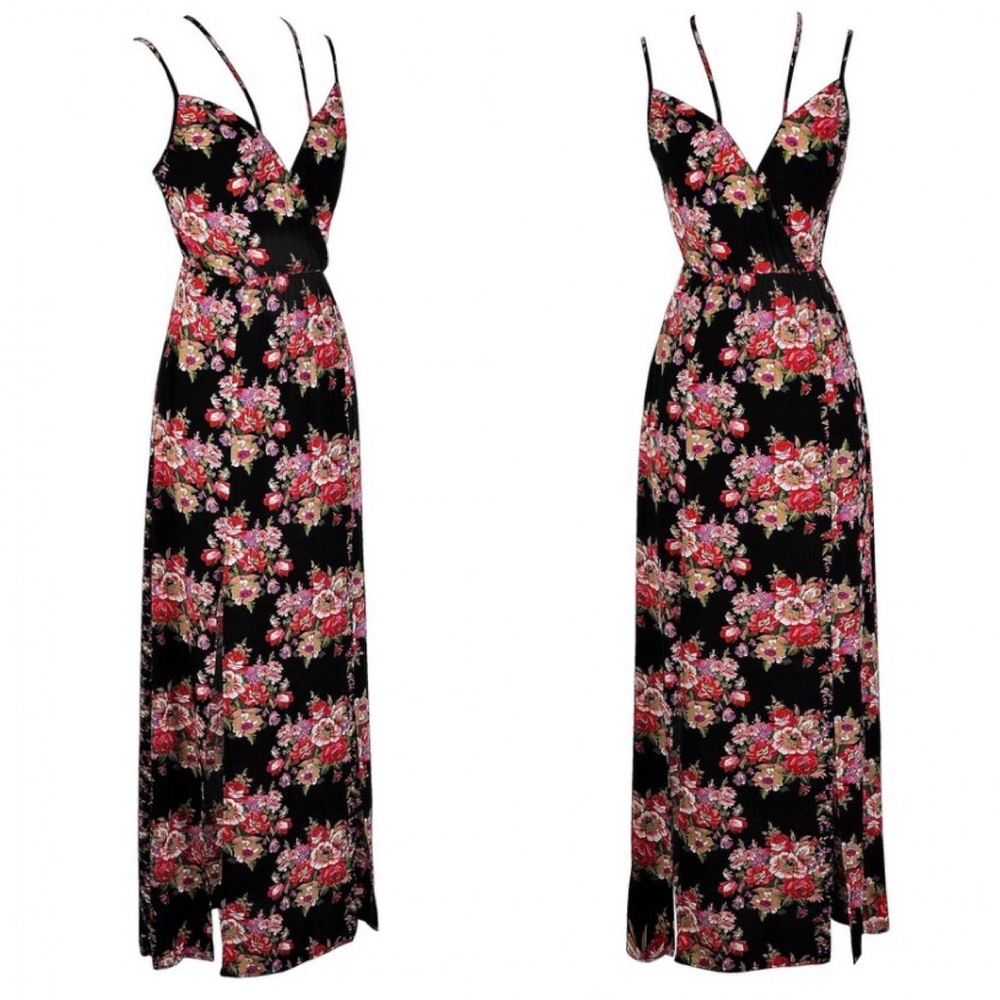 90s styled floral strappy maxi dress!