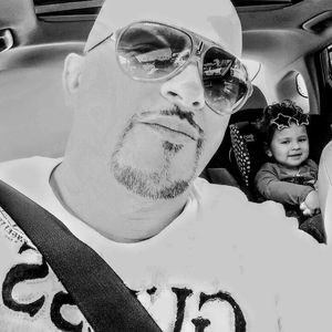 Meet your Posher, Sergio manriquez