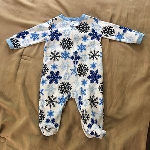 5 for 5! Winter themed fleece pajamas