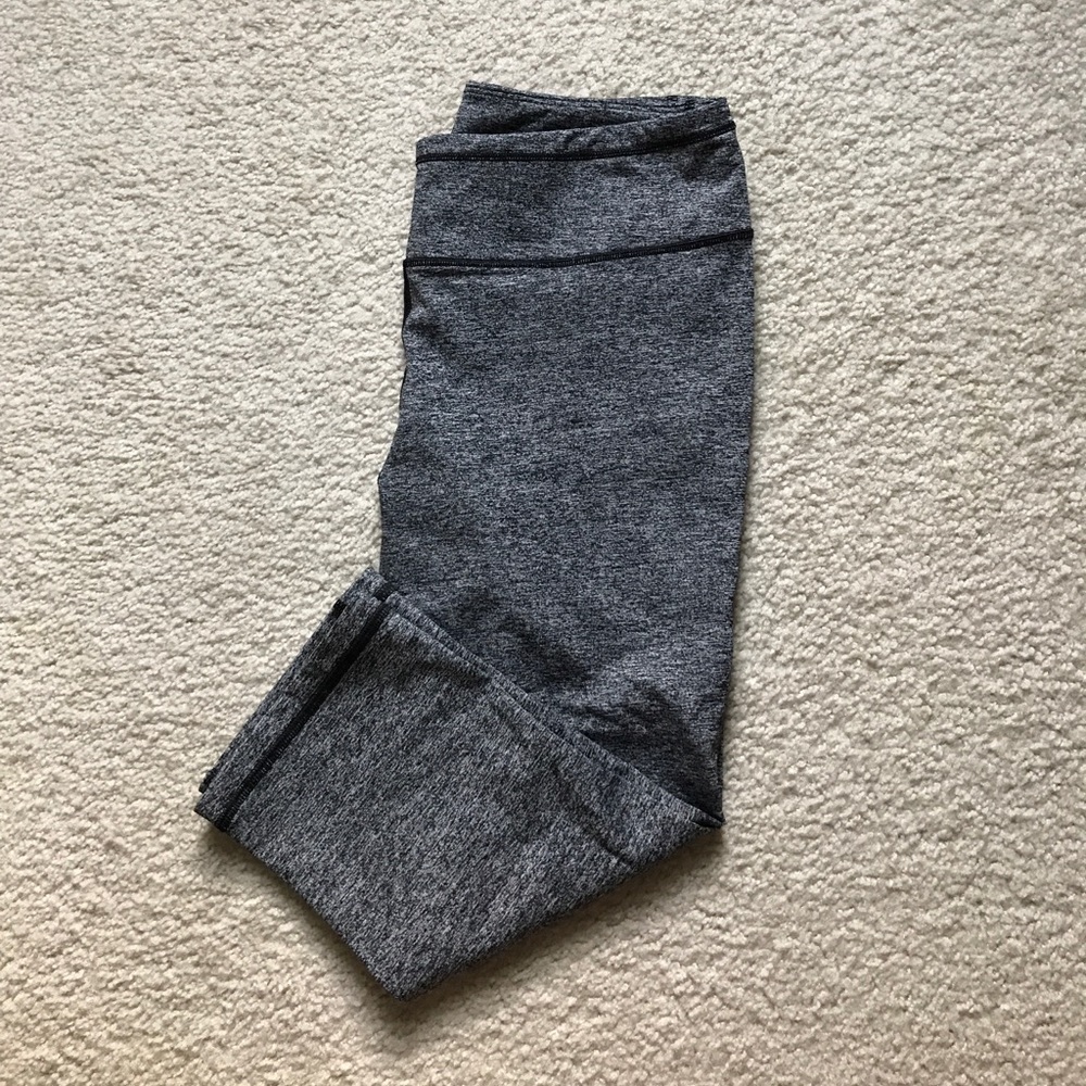 Victoria Secret Sport cropped leggings