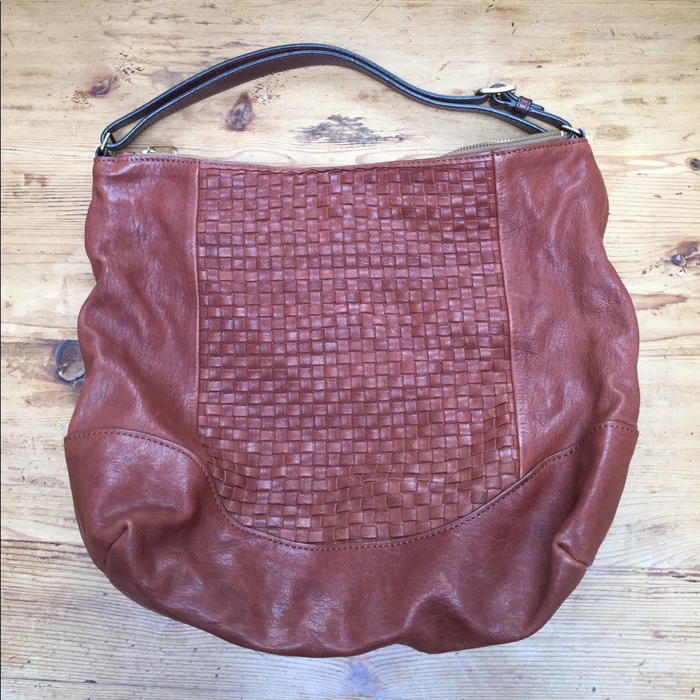 Tan leather purse